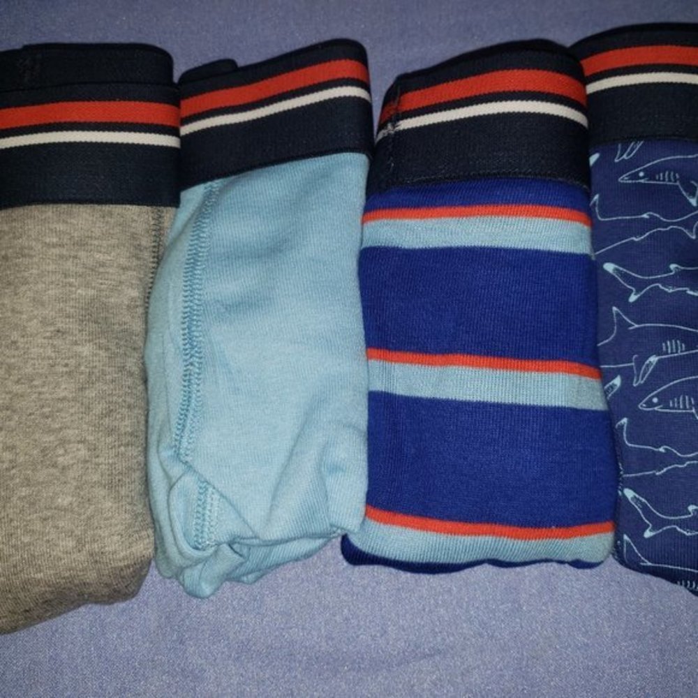 Amazon Essentials Boy's Size Small - 4 Pack - NWOT